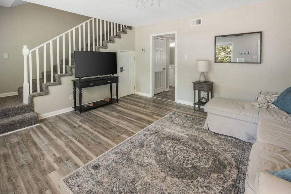 Townhomes Near the Bay - #8